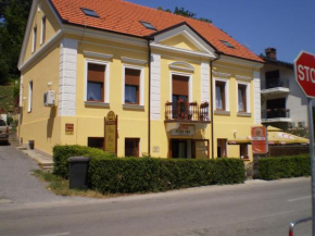 Apartments Petar Pan